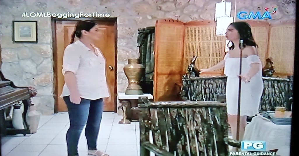 naku ayan naman si Kelly at Adelle mukhang nangangamoy away na naman!

#LOMLBeggingForTime | Rhian Ramos | Kelly
