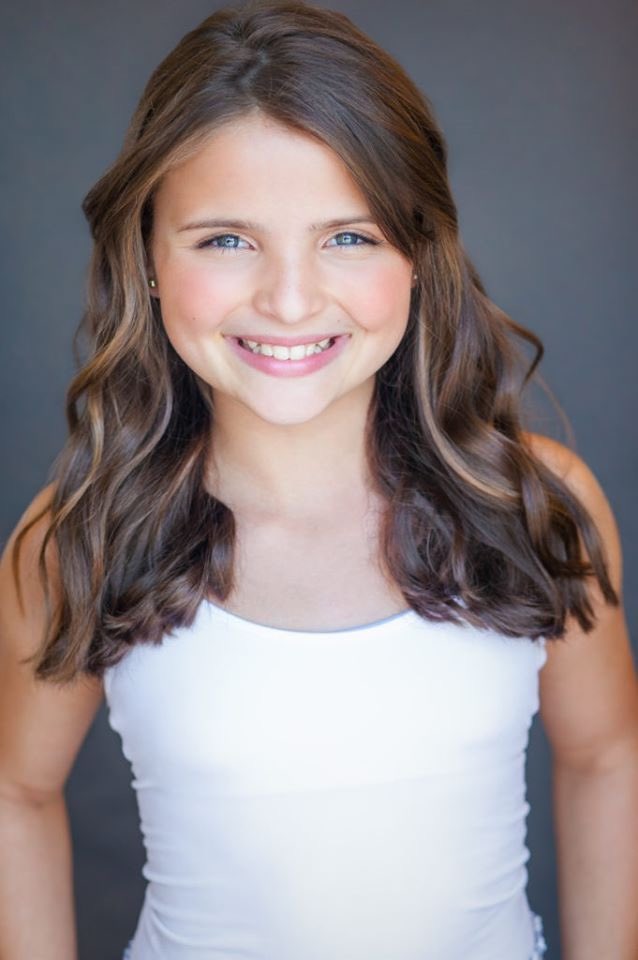 EvrBlue's tweet photo. Meet Dru Bramblett, a long time student @ Everblue Arts Resident Company. Dru is currently taking acting &amp; vocal lesssons w/ Dorothy to further her training &amp; skills of the arts.. She has previously worked w/ OWA &amp; Sun South for voice over projects. See her then and see her now. https://t.co/dMbaNag1v5