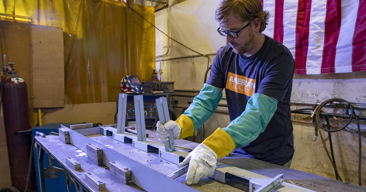 AmericanLocker's tweet photo. American Lockers are built with steel — American steel. For over a century, steel has been the backbone of American manufacturing. As an original American Manufacturer, we proudly salute steel. Learn more about the greatness of steel here: https://t.co/I8E3ztZ3r5 https://t.co/KBRpRdOHCI