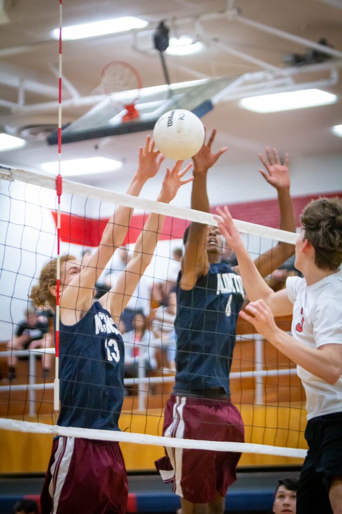 MHSChargerPride's tweet photo. Breathe, believe, and battle💪🏽 #boysvolleyball https://t.co/EopkFVVauA