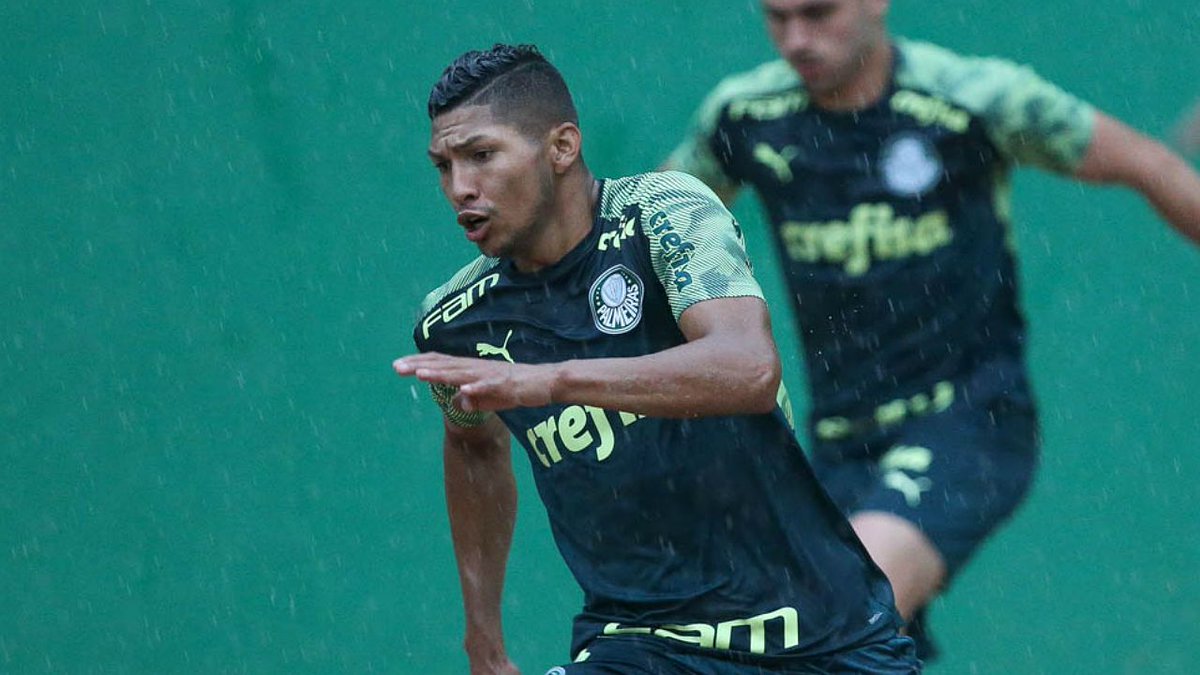 OFutebolistanet's tweet photo. Rony pode ser titular pela primeira vez no Palmeiras na estreia da Libertadores, na noite desta quarta-feira, às 19h15, contra o Tigre, na Argentina. https://t.co/FyYzDeu9Im