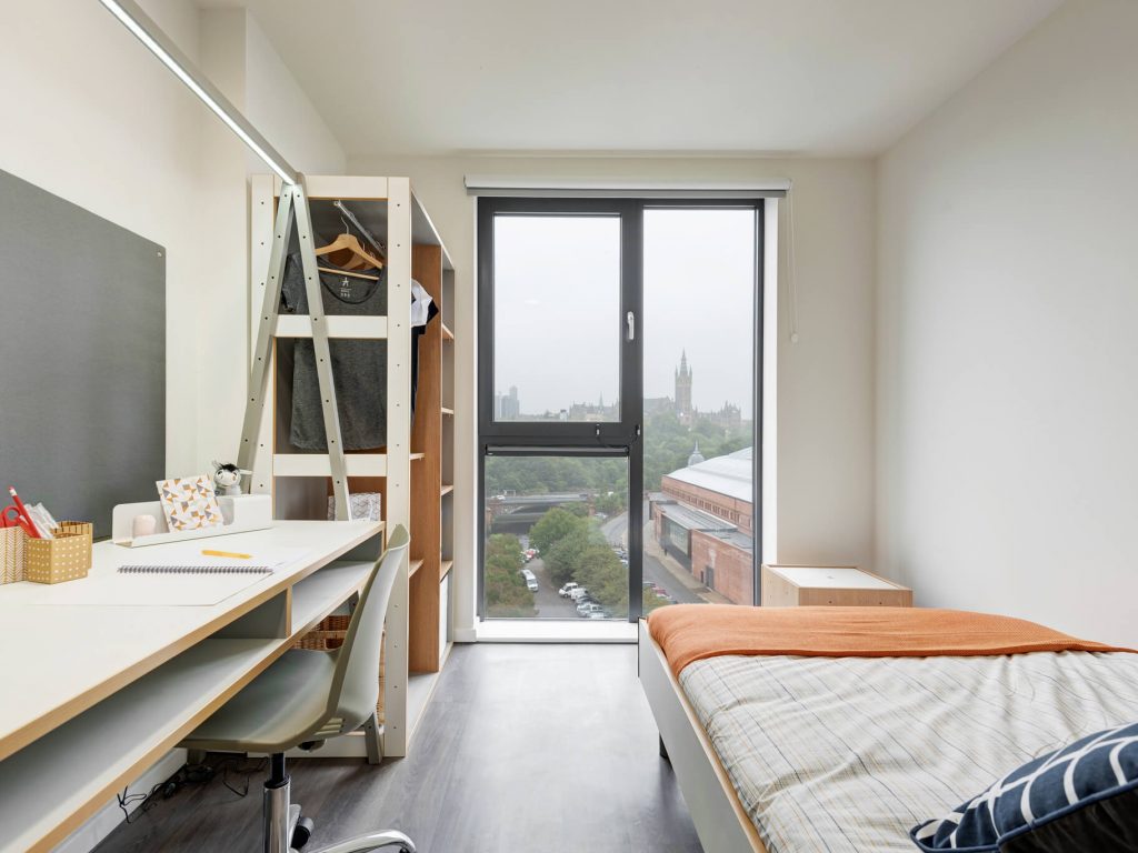 03. SMART BEDROOMS

We’ve learnt that a bedroom is more than just a ‘bed, wardrobe and a desk’ - it’s a place for ‘work, rest and play’. It’s a flexible space that has to shift mode easily and quickly, and manage daily life efficiently.