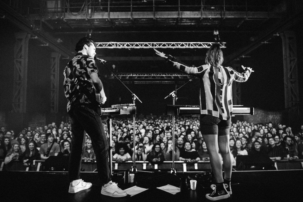 Oh Wonder tweet media