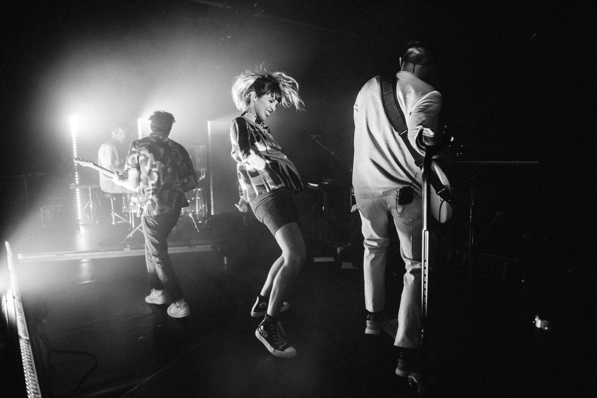 Oh Wonder tweet media