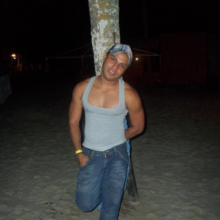 michaeljoseph_9's tweet photo. ¿ WITH OR WITHOUT CLOTHES ?
@Pollas_lefa2 @MasturbacionMas @ManhuntEspanol @Menatplaycom @CastingForMen @Cam4_la @chicoscamara @Boy4ME  #LGBTQof2020 @gaypornmovie https://t.co/d46hECwoqD