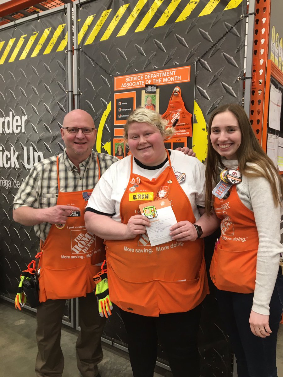 Bravo to Erin for being Bravo winner of the month! @spohn3857 <a href="/athornton0412/">Anthony Thornton</a> <a href="/Jeff_Johnson26/">Jeff Johnson</a> <a href="/kelly_broyles/">Kelly Broyles</a> @GardnerD187