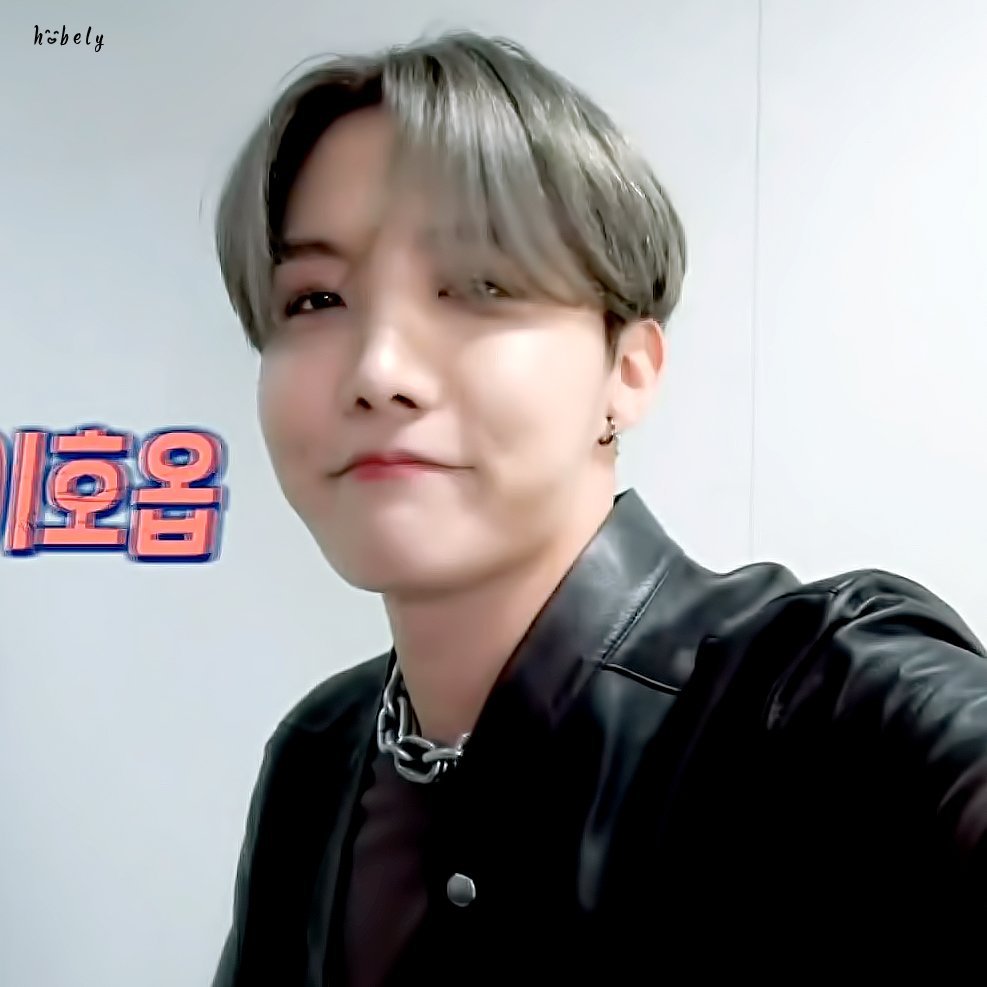 ˚₊· ͟͟͞͞➳ day 64 / 366 I miss you my hobi hobi strawberry   #JHOPE  #제이홉  #HOBI  #방탄소년단제이홉  @BTS_twt