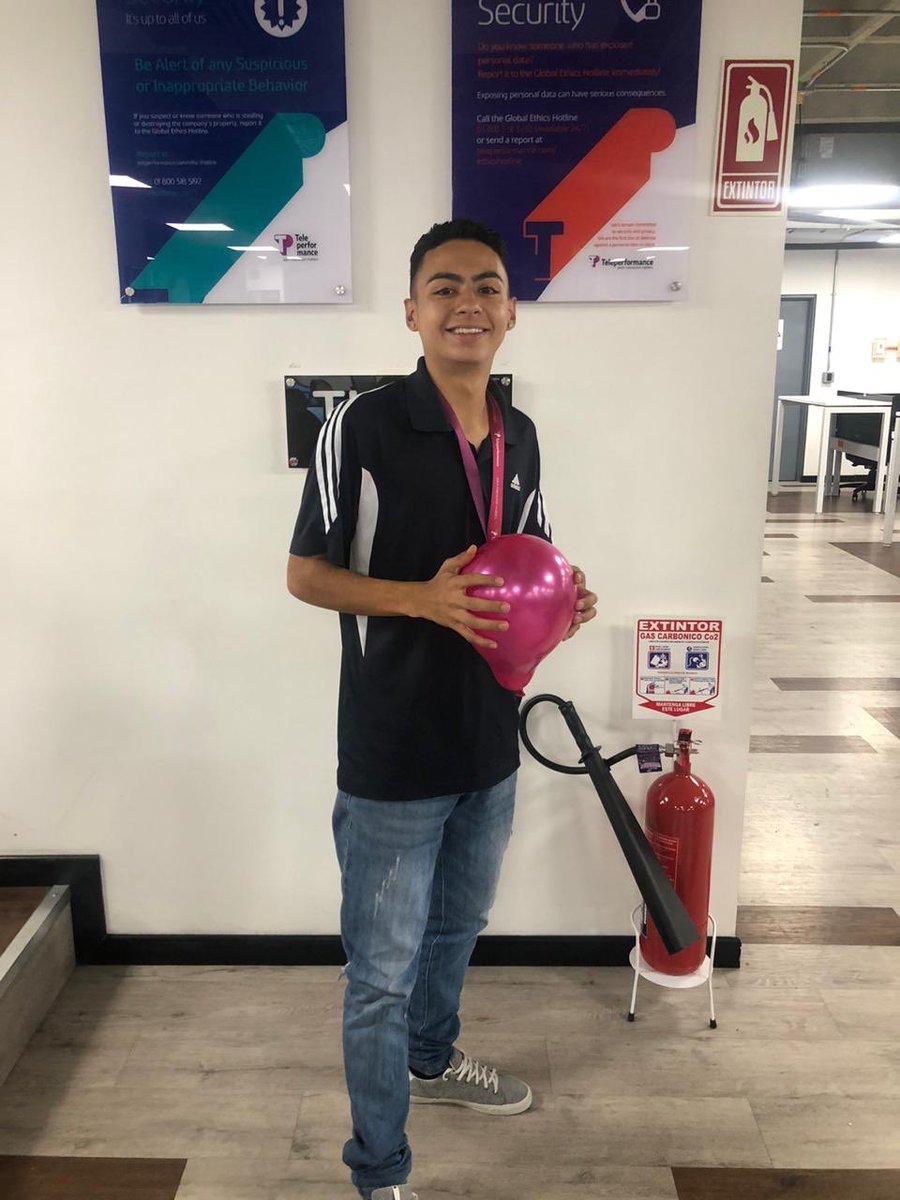 Accelerating video sales by selling #ATTtv @ TP Medellin
<a href="/giselarod12/">Gisela Rodriguez</a> <a href="/oscarmarapepo/">Oscar Eduardo Marin</a> <a href="/JhonAgu33186938/">Jhon Agudelo</a> <a href="/maher_charif/">Maher Charif</a>