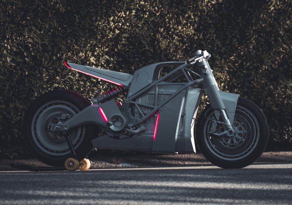 Silodrome's tweet photo. The ZERO XP - A Bespoke Custom Electric Motorcycle by Untitled Motorcycles
#custommotorcycle #motorcycle #motorbike #untitledmotorcycles #Tesla #electricbike #electricvehicle #electricmotorcycle https://t.co/jC43E8Eitl https://t.co/h1Ka4VNjwS