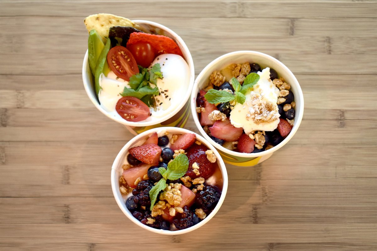 AloftMpls's tweet photo. Did you hit snooze one too many times? 💤

Enjoy our grab-and-go food options at Re:fuel, the 24/7 one-stop shop for snacks and bites at aloft Minneapolis. Try one of our Breakfast Pots! They are perfect for guests looking to enjoy their meal on the fly. 🏃 https://t.co/6bYxQXYA54