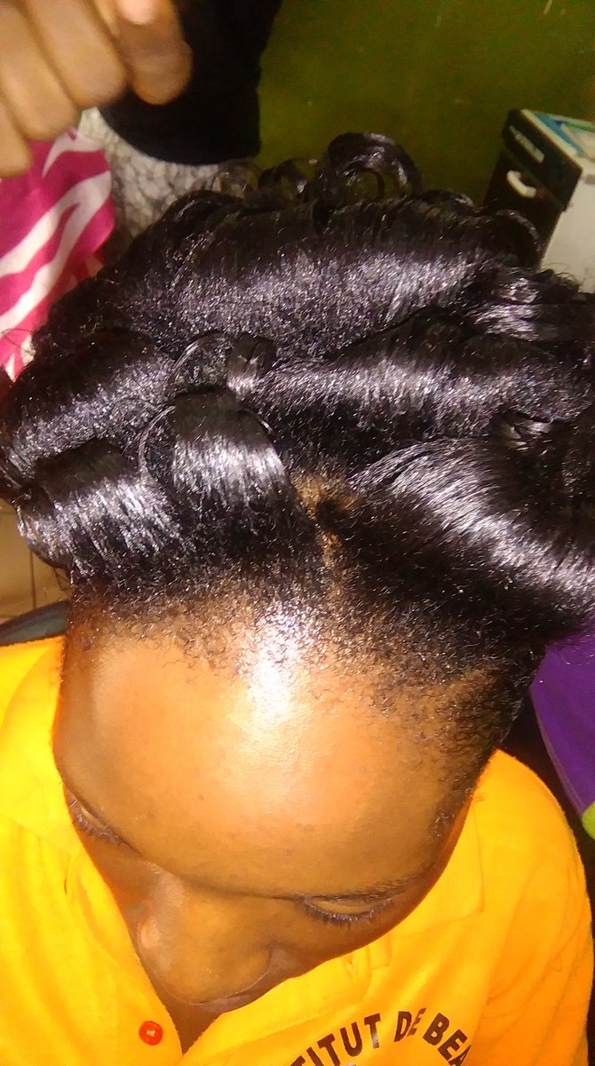 david_sende's tweet image. Comment appel t on cette coiffure??
 Ridel fashion.
Biyem assi.
659022046