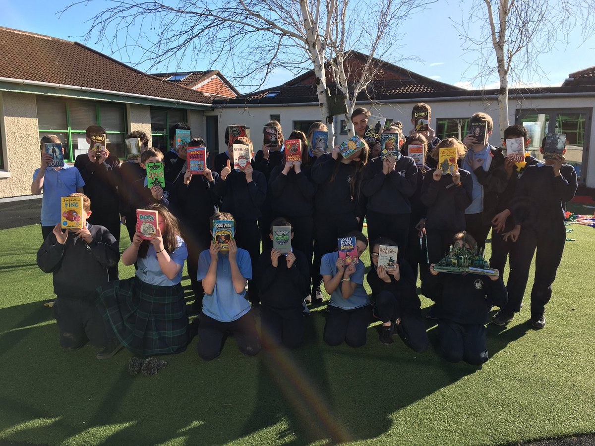DunneClass's tweet photo. Celebrating Book Week by bringing in our favourite books and telling the class about them! Excellent choices 😎 #bookday #bookweek @followstannes https://t.co/9ecRAk0WVF