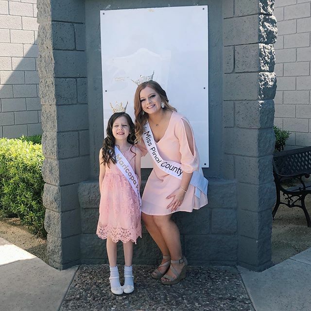 MissPinalAZ's tweet photo. Princess Zoey and I had such a great time at our princess photoshoot with @makophotoaz! We got to be superheroes 💗 Zoey’s superpower is helping animals and mine was doing an entire photoshoot on my lunch break 😂 We can’t wait to see Samantha’a beauti… https://t.co/AWigalp8Ts https://t.co/02ZDvMKIqV