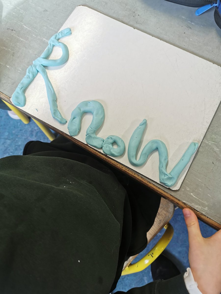 skeoughschool's tweet photo. Used playdough to familiarise ourselves with our new tricky word this morning! #trickywords #playdough #multisensoryapproach #juniorinfants #seniorinfants #skeoughvosteenns https://t.co/agn4eQdXZE