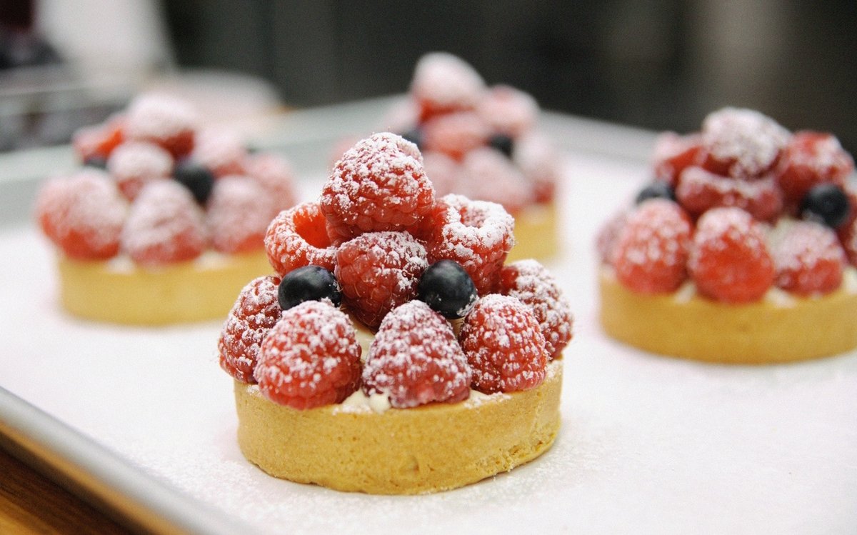 IsraeliKitchen's tweet image. How an Israel-born pastry chef in Idaho fought through tragedy to achieve pastry royalty at the @beardfoundation awards: bit.ly/38r4RRT #jamesbeardawards #janjoupatisserie