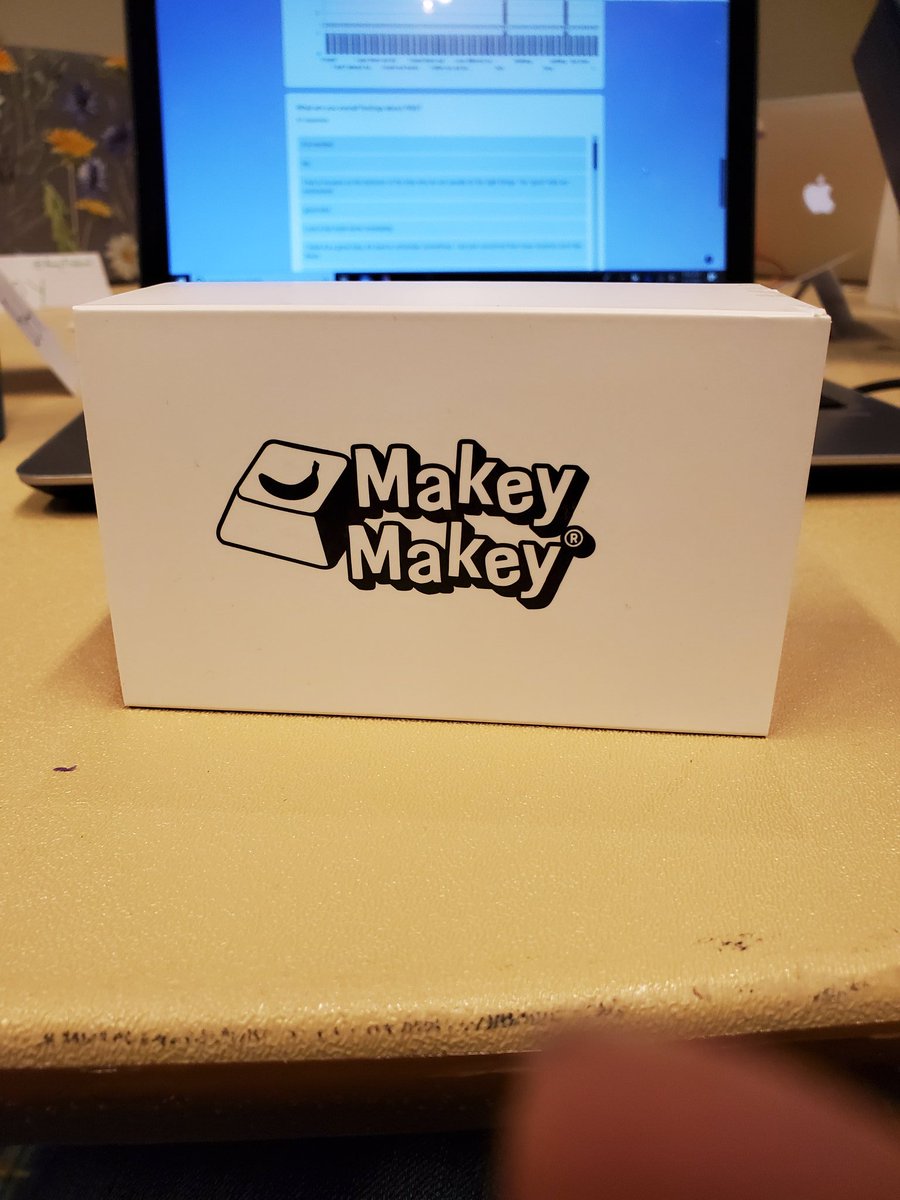 📚Elizabeth Smiley📖 read anything for any reason tweet media