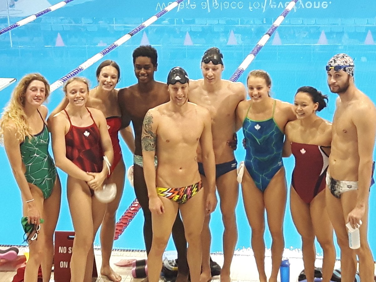 Dennis61396629's tweet photo. Inspirational start on deck at #ofsaa as #TeamCanada #Olympics2020 pose quickly before their training session #TPASC. Go Canada Go. @SJCEagles @assumptionlion https://t.co/bWT9Cj2DyW