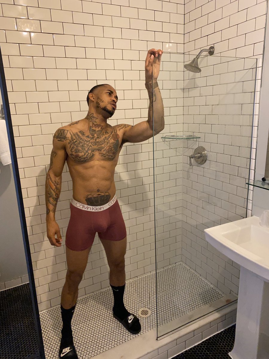 StiIIArquez_'s tweet photo. Yikes https://t.co/Akri8liwsz