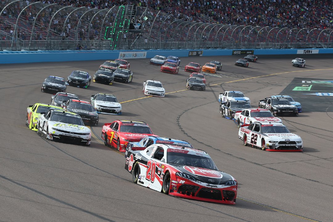 Do you want tickets to the LS Tractor 200 at <a href="/phoenixraceway/">Phoenix Raceway</a> on Saturday??

FOLLOW us and RETWEET this!

2 winners will be selected on 3/5 at 12pm EST