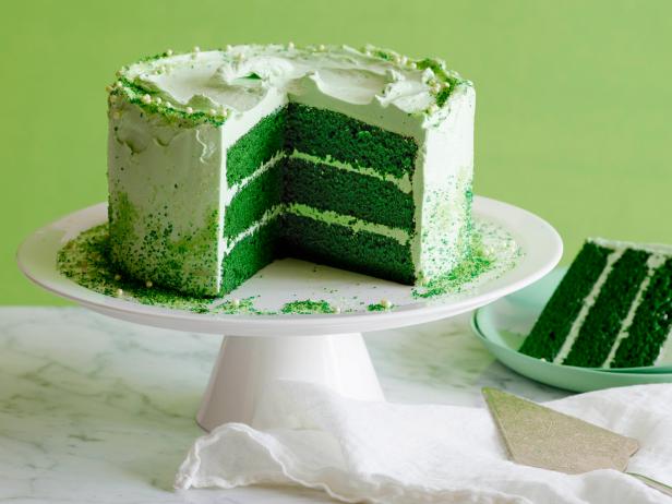 Simple green recipes from the Food Network – just in time for #StPatricksDay! bit.ly/38kfVQP