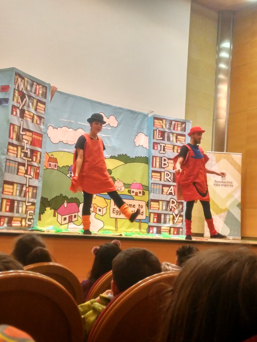 CEIPMartinChico's tweet photo. FORUM THEATRE  and EDUCATION con la obra : "My little library".👍 @CFIE_Segovia @educacyl https://t.co/PAWVpYSStW