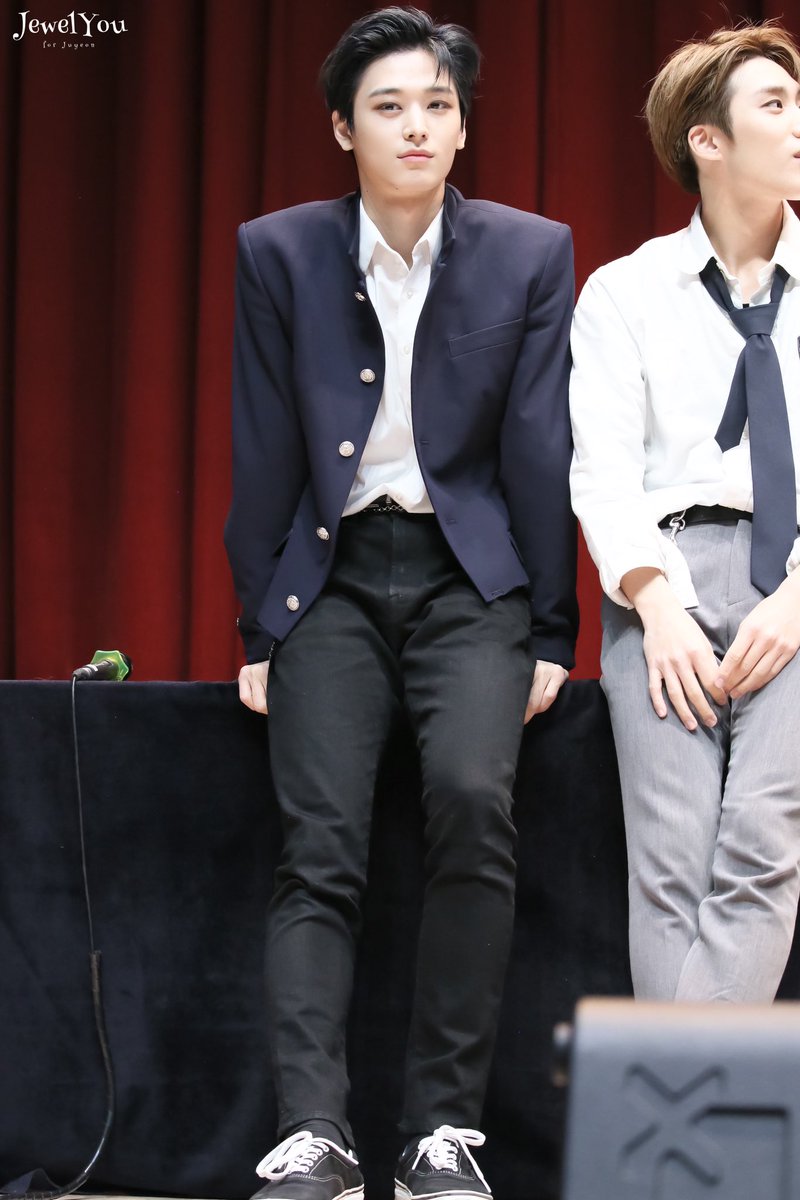 200222 팬싸
#더보이즈 #THEBOYZ #주연 #이주연 #JUYEON <a href="/Creker_THEBOYZ/">☁️</a> <a href="/_we_the_boyz/">Hwall.</a>  #빛나는주연💎