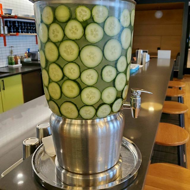 On Wednesday's we drink cucumber water.

#chicago #worklife #wework ift.tt/2vExr4X