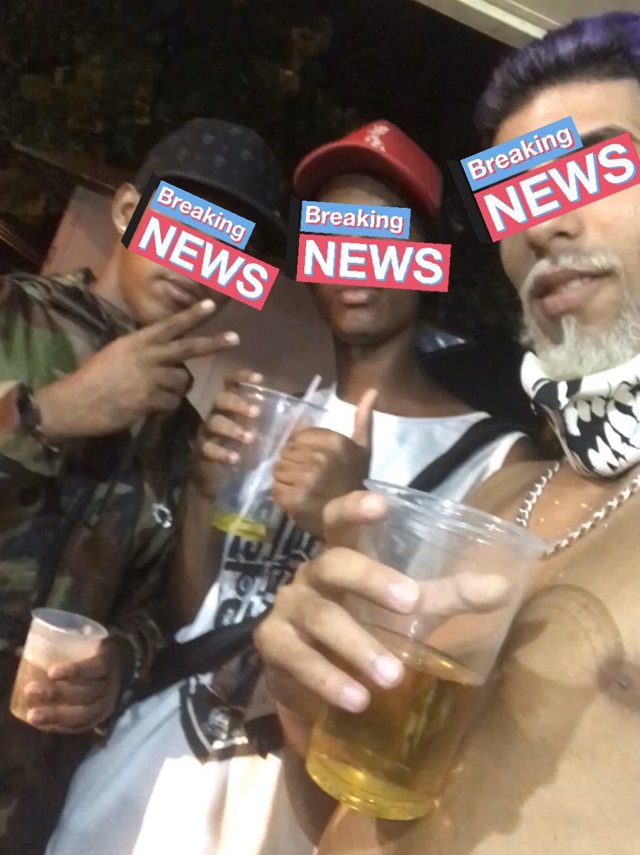 CRF_01_'s tweet photo. TBT Do Carnaval !!  @Lidson_2 https://t.co/DpLTbDIlDC