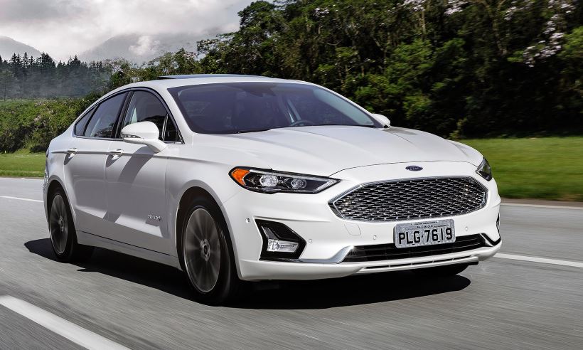 PortalVRUM's tweet photo. Números dão o recado: Ford Fusion, Toyota Prius e Citroën C4 Lounge "subiram no telhado". Conheça a situação de cada um e o que dizem os fabricantes no https://t.co/frrreGK2FU. #fordfusion #citroenc4lounge #toyotaprius #vrum #prius #fusion #c4lounge #ford #toyota #citroen https://t.co/voSPTms07p