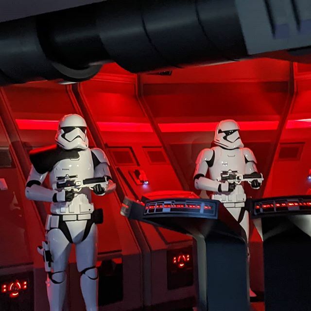 Rise of the resistance was one of the best rides I've ever done. Worth getting up at 5am for! #disneyhollywoodstudios #riseoftheresistance #galaxysedge ift.tt/39oV9kz