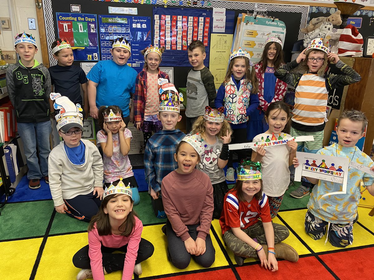 NS_Grade2's tweet photo. Happy Wacky Wednesday from Mrs. Murabito’s class#seuss https://t.co/VjXtGO9GGo