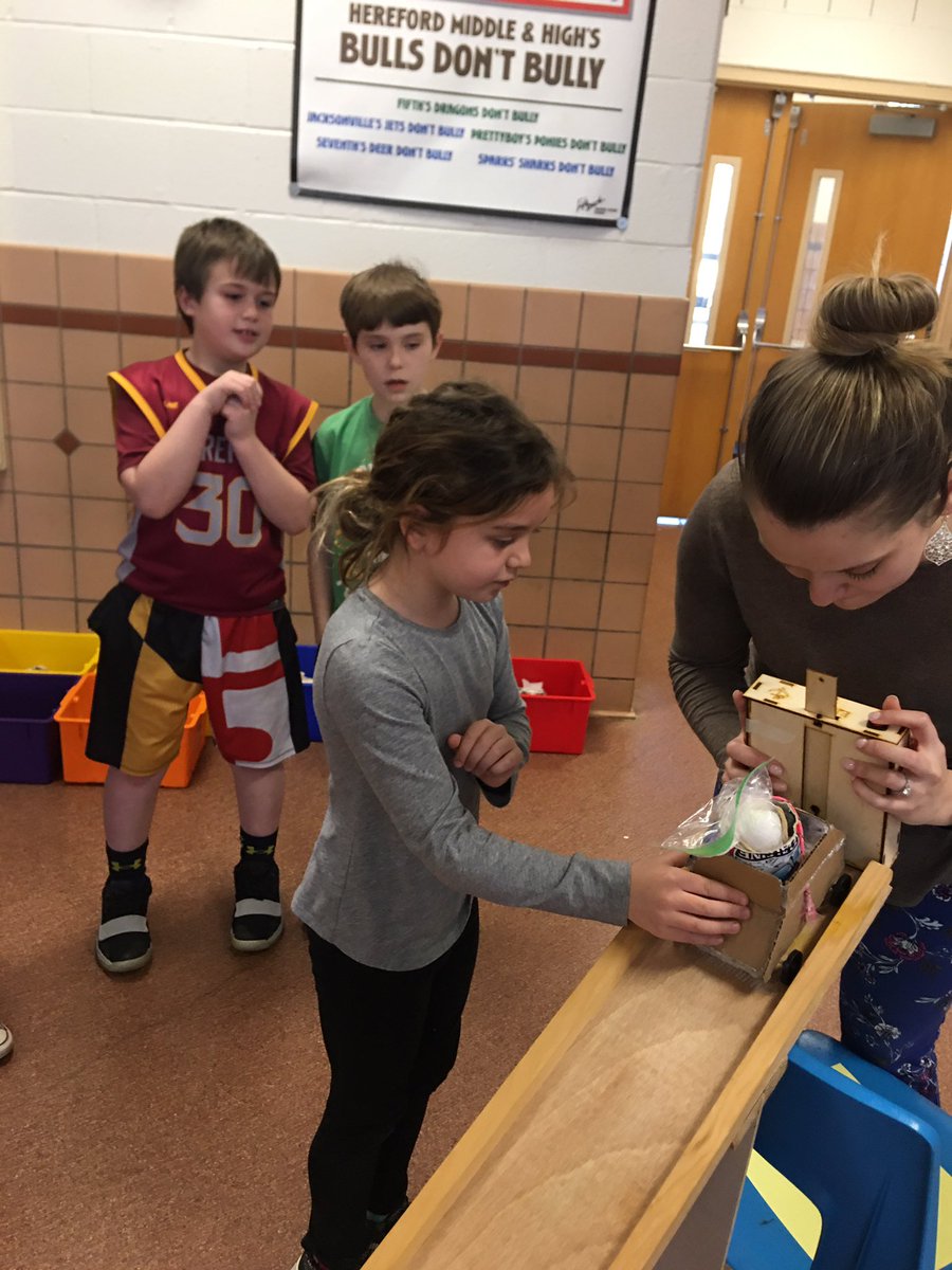 Mrs. Hale tweet media