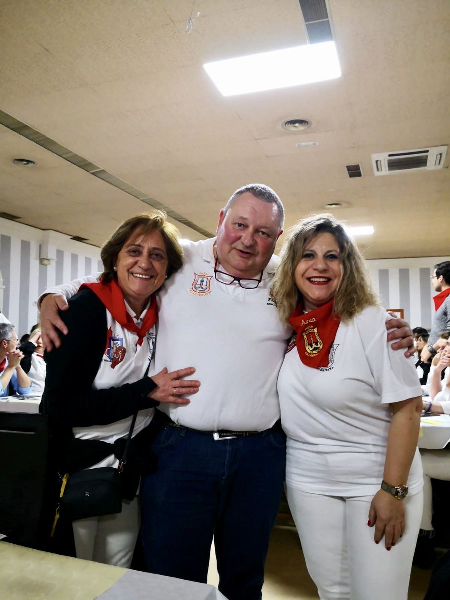 El passat diumenge 1 de març el nostre President va ser nombrat Soci d’honor 2020 de la <a href="/PCalagurritana/">Peña Calagurritana</a>. Un reconeixement a la seua tasca per reforçar i mantenir més vius que mai els vincles d’amistat que ens uneixen amb els calagurritans.

Grande Palomo!