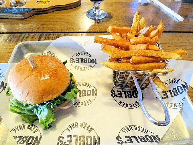 No matter what day of the week, a burger is always a good choice.🍔
.
.
.
#NoblesKitchenAndBeerHall #NoblesKitchen #NashvilleBBQ #NashvilleSportsBar #EatNashville #BeerHall #CraftBeer #ForkYeah #NashvilleEats #NashvilleFoodie