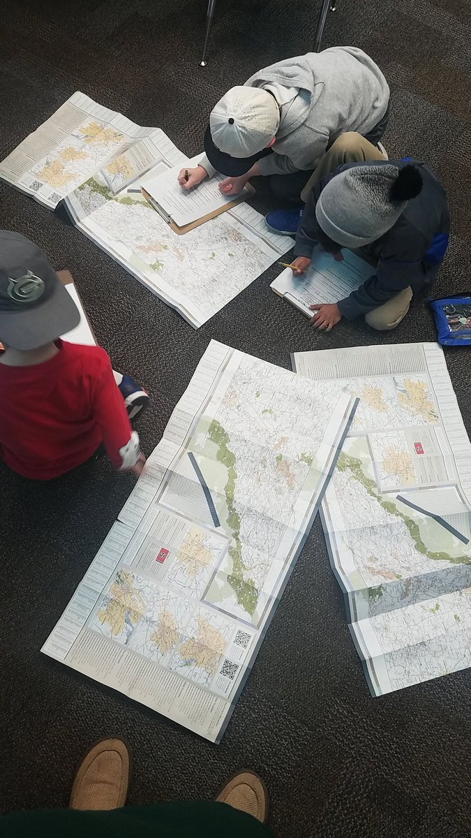 Working on our map skills thanks to <a href="/myTDOT/">myTDOT</a> <a href="/MarkNagiTDOT/">Mark Nagi</a>
