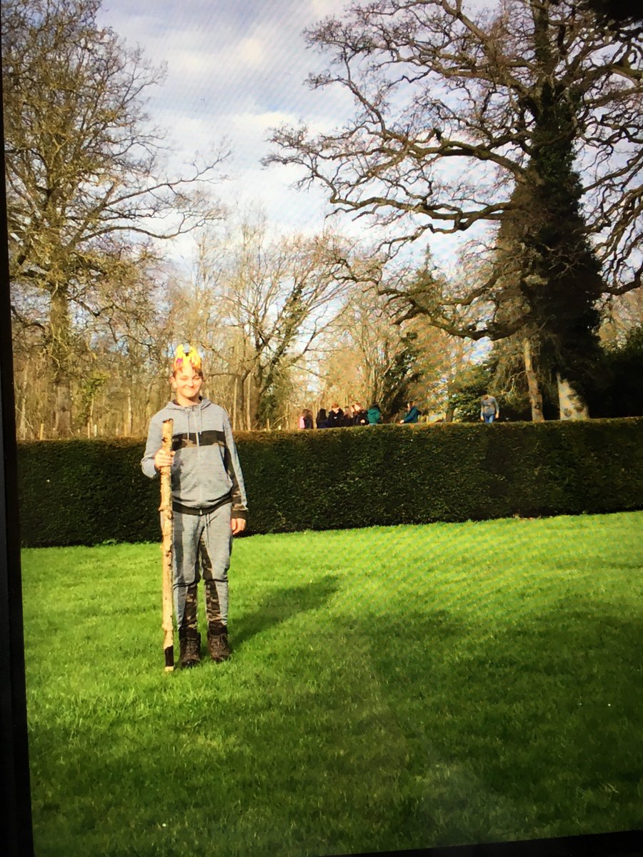 BVSCymraeg's tweet photo. Year 10 are enjoying day 2 at the St Cassian’s retreat centre, Kintbury. Awareness tasks and Emmaus walk completed yesterday. ✅ Today’s focus is reconciliation. #kintburyexperience https://t.co/ianOX99ovQ