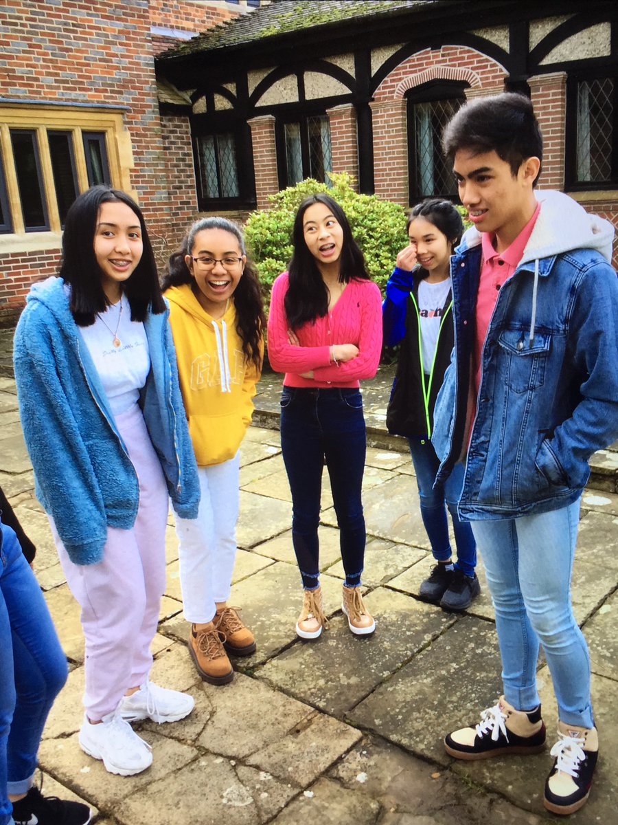BVSCymraeg's tweet photo. Year 10 are enjoying day 2 at the St Cassian’s retreat centre, Kintbury. Awareness tasks and Emmaus walk completed yesterday. ✅ Today’s focus is reconciliation. #kintburyexperience https://t.co/ianOX99ovQ