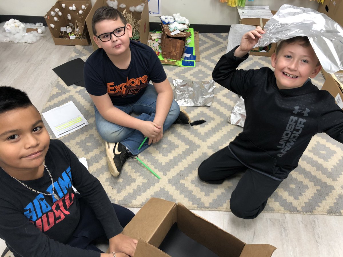 It’s getting hot in here...with solar ovens!! Working through our heat energy EDP Step 5: students will create their own solar ovens in groups to build, test, and maintain a heating element in order to make S’mores. <a href="/OGESeagles/">Oak Grove Elementary School</a> @mgrant_ils <a href="/STEAMeducation/">STEAM Education</a>