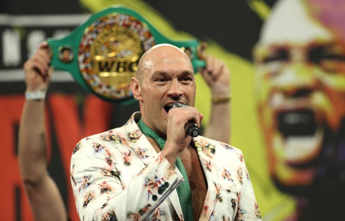 💬 Tyson Fury: 'I've already been the undisputed heavyweight champion when I beat Klitschko. As far as I'm concerned, AJ's only got my left-overs. They're my belts. How can you claim to be a champion when you haven't beat the champion?' 🙏 We need to see these two in the ring!