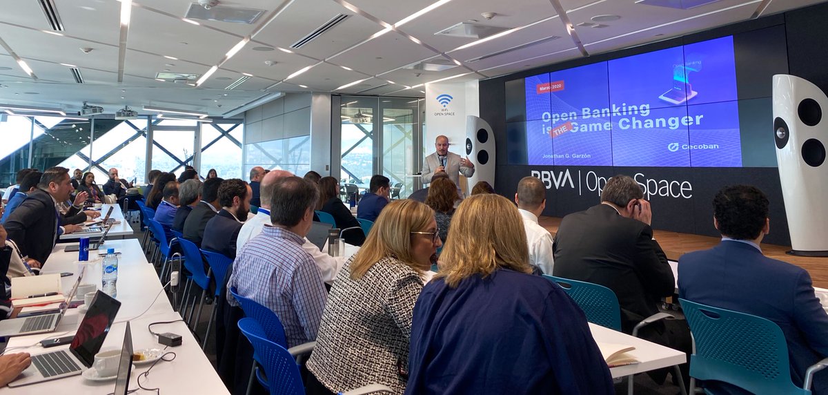 TereMartinH's tweet photo. Empieza la masterclass @BBVAInnovation sobre #OpenBanking en el #bbvaopenspacemex con Jonathan Garzon Head de Open Garage de @Cecoban_Mx hablando de “Open Banking is the Game Changer” https://t.co/NlicATs27h