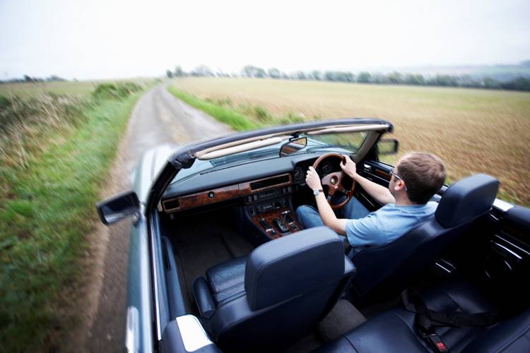 JaguarXJSFixers's tweet photo. If you're in the market for a XJS, this might help - our Detailed Buyer's Guide (you'll also find a less detailed Quick Guide on the site too).

https://t.co/NXwQWIt2G8 https://t.co/e4xEg7niMh