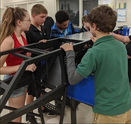 volusiaschools's tweet photo. Jayne Fifer, President/CEO of VMA, &amp; Ashley Linsmeier, Teledyne Oil and Gas, stopped by @hmseaglesFL to check-up on the Green Goblin electric car they helped fund last year. They were so happy to see all the work the students have done and commented, "They are really incredible!" https://t.co/wkFSoxkong