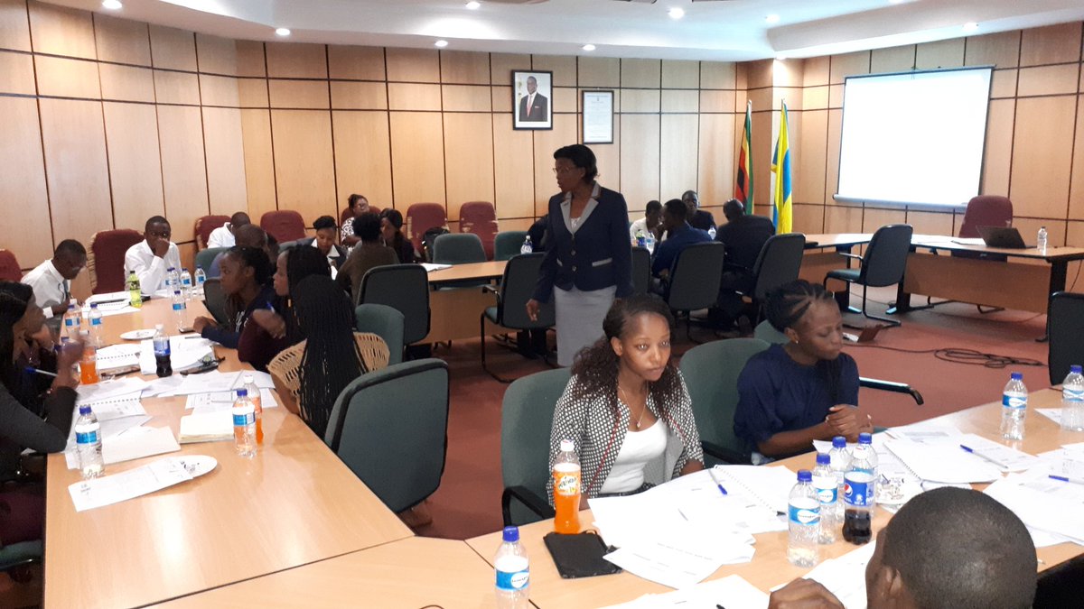 walter_mangezi's tweet photo. 4 March 2020 the MSU CHIP team start #stripHIV modules attended by Medical students at Midlands State University, Nursing final year students and early career Nutritionist, Lab scientists and Pharmacist. @AFREHealth @UZCHSPERFECT @IGHSatUCSF #CHIP_ZimHIV #UCSFGlobalHealth https://t.co/iimUGKGfDI