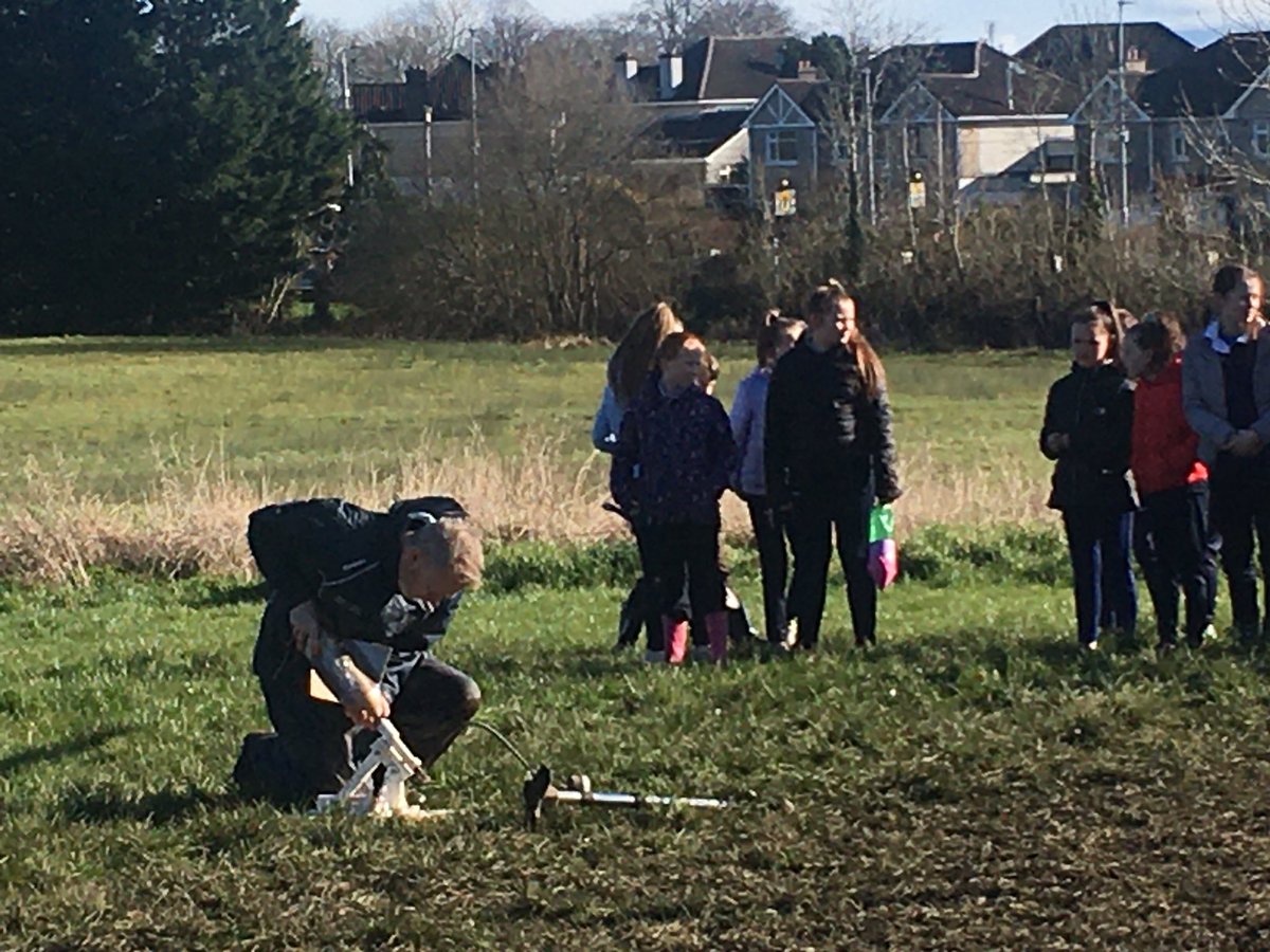 ScoilIde's tweet photo. First classes really enjoyed watching the launch of rockets this morning. Fifth classes were great role models for the aspiring engineers ! They are already planning their designs. Thanks Mr Gleeson, Mr O Donoghue and all in Bronte #EngWeek2020 https://t.co/3I3rlP0LN5