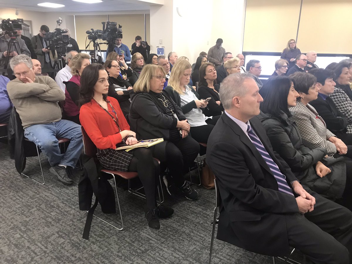 AlbanyNYLeg's tweet photo. Albany County Health Commissioner Dr. Elizabeth Whalen is providing a public briefing about the Coronavirus to clarify information &amp; stem concerns. 

Local mayors &amp; supervisors, police and fire personnel &amp; county officials are in attendance to get the most up-to-date information. https://t.co/qbfjEpTRYW