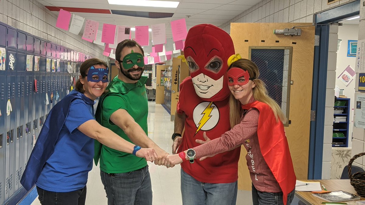 nhs_dotson's tweet photo. Happy Character day from #6silver !! @6silvermath @KBetzy2 #theresnoplacelikecrestview #wearerockwood https://t.co/lWvHeScfhk