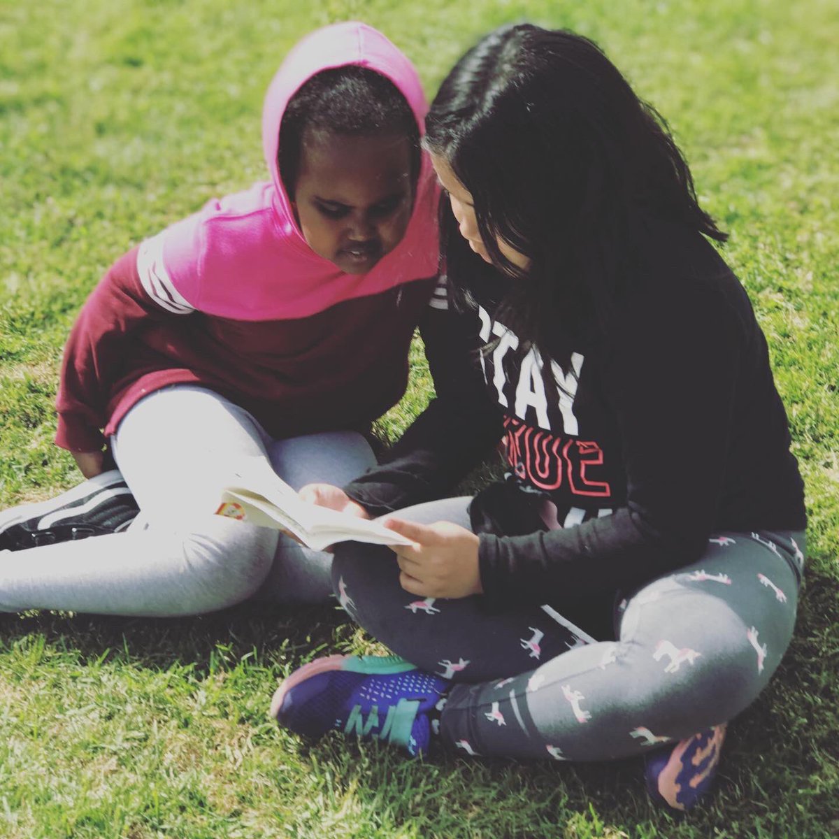 WalkerEagles's tweet photo. Our students amassed 648 “family reading sessions” over the course of #readacrossamericaweek2020 ! We are proud of the effort and applaud their growth and commitment to reading! #eaglesREAD @sdschools #experienceSUCCESS https://t.co/RLHv08zsmO