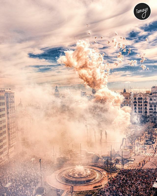vruperez's tweet photo. ¿Y por qué somos fans de Valencia? Por espectáculos así!!!!! #fallas #fallasvalencia #fallas2020 #mascleta #valencia #spain #ig_valencia #ig_spain #igersvalencia #falles #picoftheday #photooftheday #thebestpic #tot_valencia #we_like_fallas #total_valenci… https://t.co/o3nhzrzTmp https://t.co/wZncepJ31M