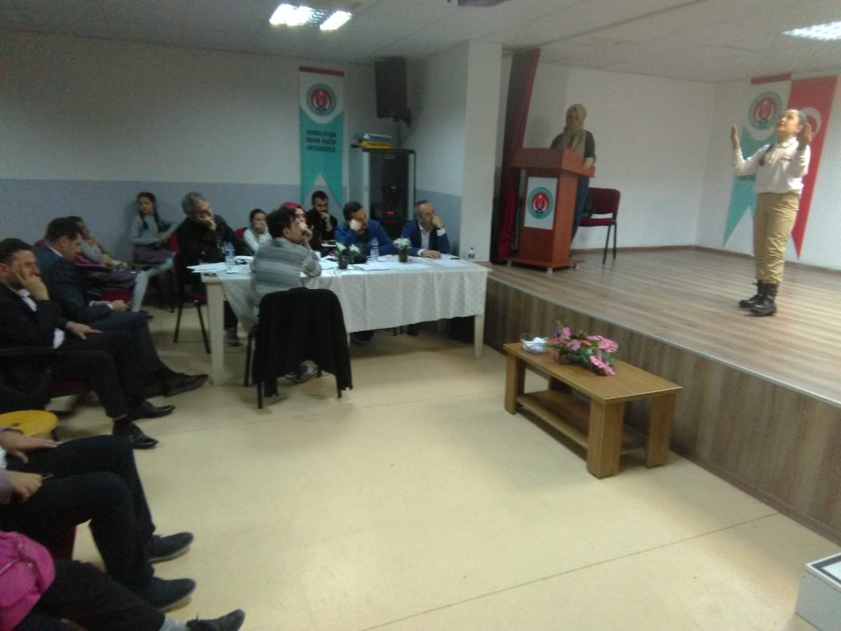 İlçede yapılan İstiklal Marşı okuma yarışmasında okulumuz öğrencilerinden Emine TAŞ ilçe 3. Olmuştur. <a href="/imfuysal/">ismail uysal</a> <a href="/EnverKlnc/">Enver</a> <a href="/GemikSenay/">Şenay Gemik</a> <a href="/aydogann45/">A.</a> <a href="/kemalpasa_mem/">Kemalpaşa İlçe Millî Eğitim Müdürlüğü 🇹🇷</a> <a href="/Fikret3581/">Fikret Yılmaz</a> <a href="/izmir_ilmem/">İzmir İl Milli Eğitim Müdürlüğü</a> @Hatice71426593