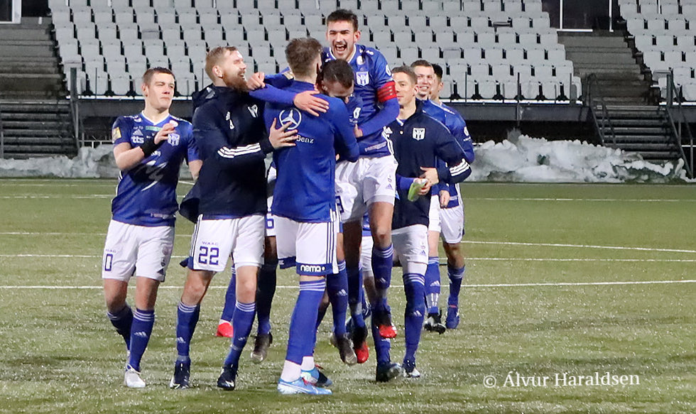 KÍ Klaksvík are Faroese Super Cup champions for the first time. First Super Cup game was played in 2007 and KÍ lost the 2017 Super Cup as Cup winners. They won the league for the first time in 20 years in oktober. They beat HB Tórshavn on penalties after a 1-1 draw #football